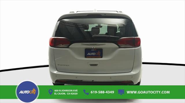 2020 Chrysler Pacifica Touring L
