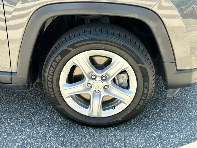 2023 Jeep Compass Sport