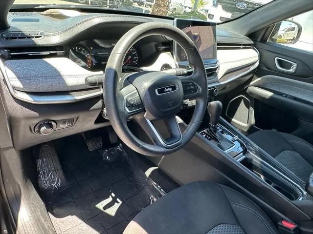 2023 Jeep Compass Sport
