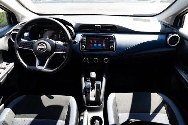 2025 Nissan Versa 1.6 SV