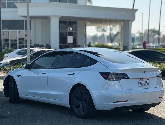 2022 Tesla Model 3 Standard Range Plus