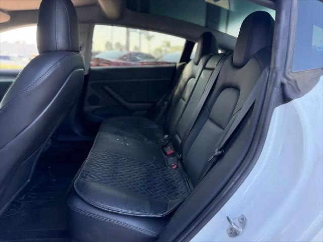 2022 Tesla Model 3 Standard Range Plus