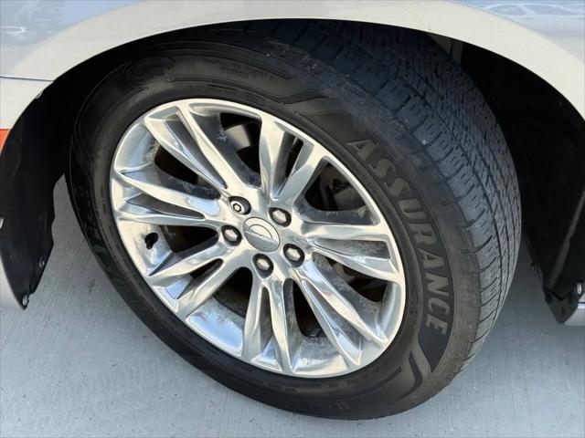 2017 Chrysler 300 Limited