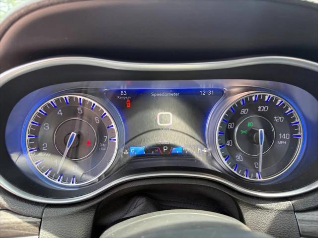 2017 Chrysler 300 Limited