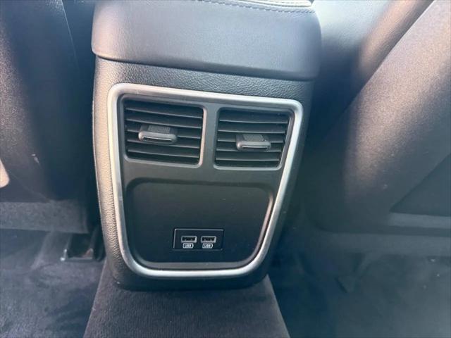 2017 Chrysler 300 Limited