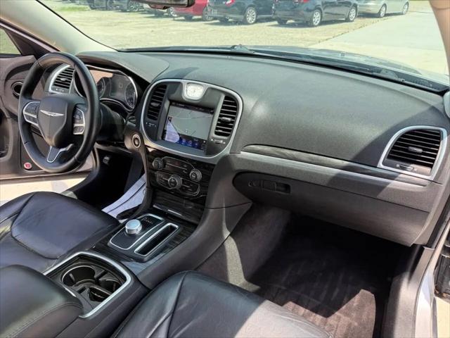 2017 Chrysler 300 Limited