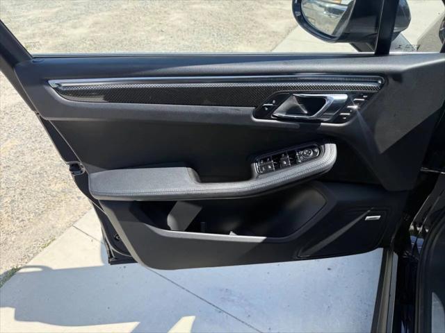 2015 Porsche Macan S