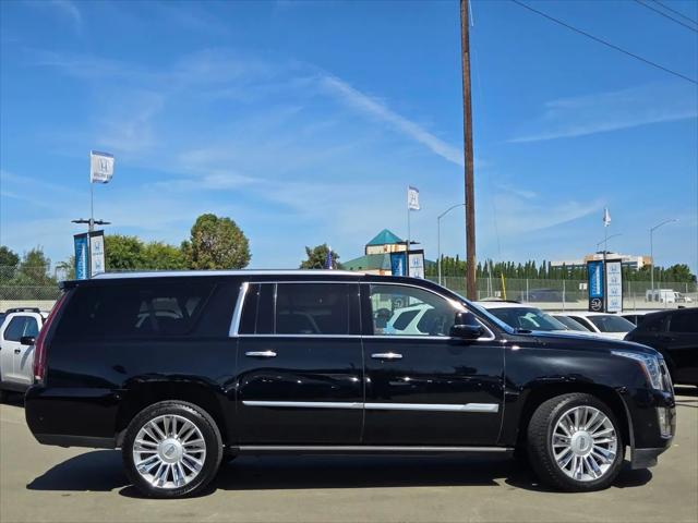 2020 Cadillac Escalade ESV 4WD Platinum