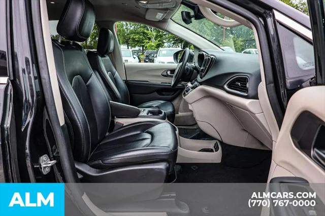 2023 Chrysler Pacifica Touring L