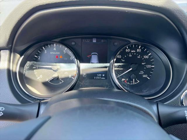 2022 Nissan Rogue Sport SL AWD Xtronic CVT
