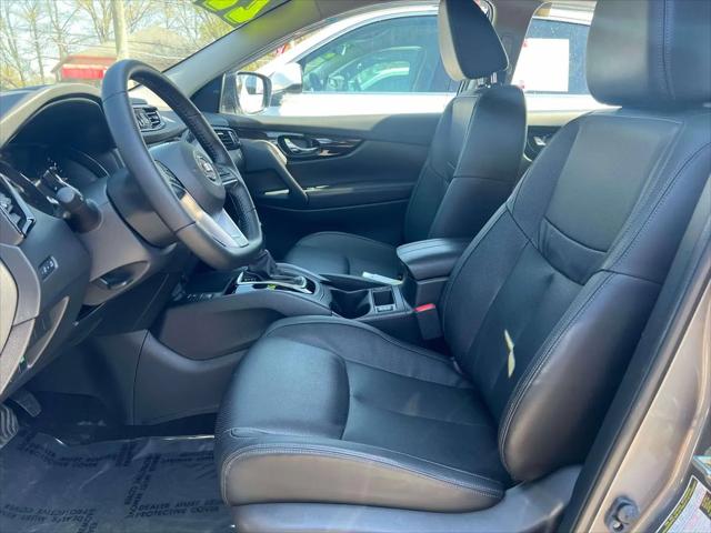 2022 Nissan Rogue Sport SL AWD Xtronic CVT