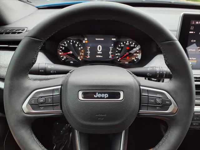 2023 Jeep Compass Latitude Lux FWD