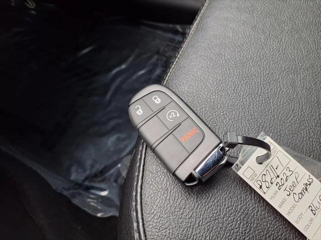 2023 Jeep Compass Latitude Lux FWD