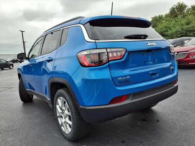 2023 Jeep Compass Latitude Lux FWD