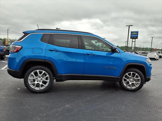 2023 Jeep Compass Latitude Lux FWD