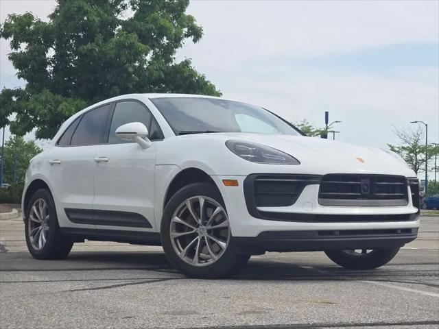 2023 Porsche Macan T