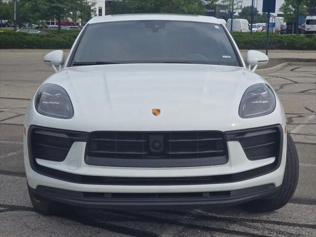 2023 Porsche Macan T