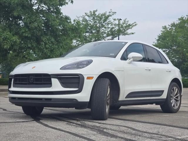 2023 Porsche Macan T
