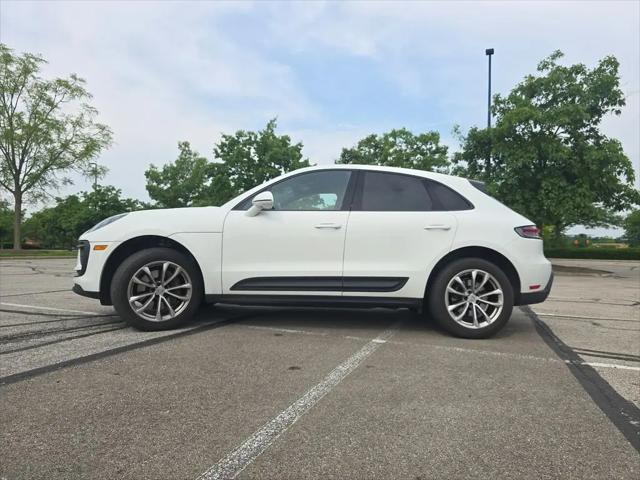 2023 Porsche Macan T