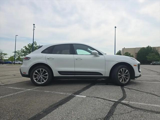 2023 Porsche Macan T