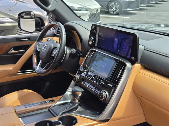 2023 Lexus LX Luxury