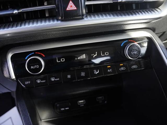 2023 Kia K5 LXS