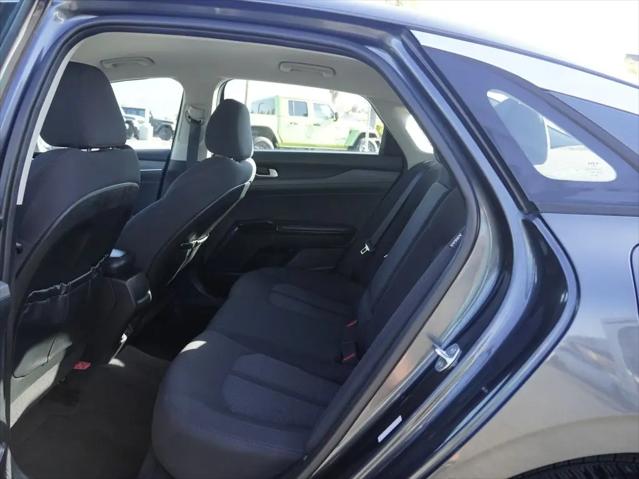 2023 Kia K5 LXS