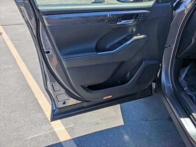 2021 Toyota Highlander Hybrid Limited