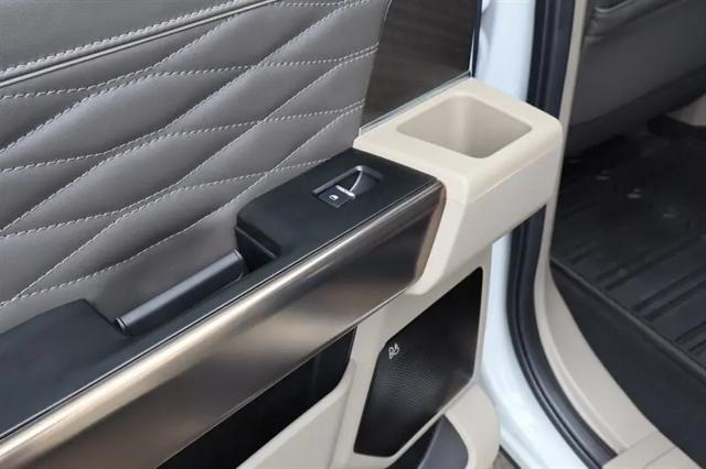 2025 Ford F-350 Platinum