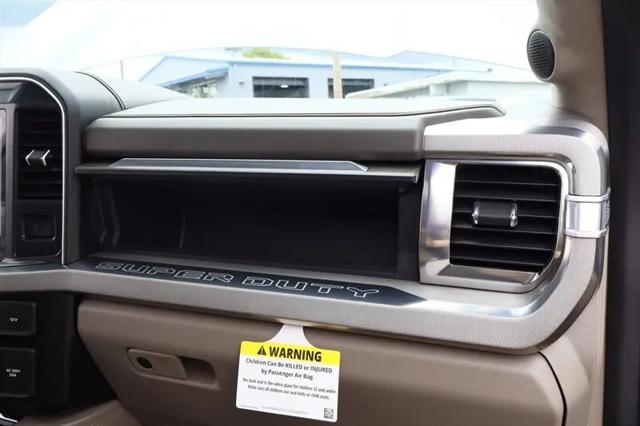 2025 Ford F-350 Platinum