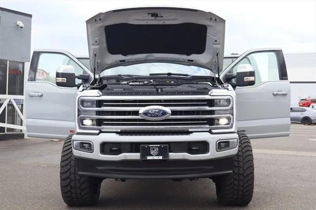 2025 Ford F-350 Platinum