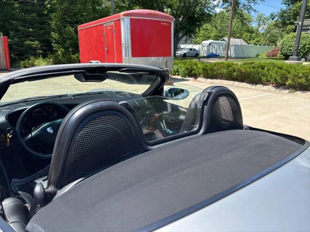 2001 Porsche Boxster Base
