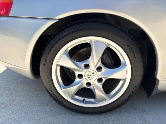2001 Porsche Boxster Base