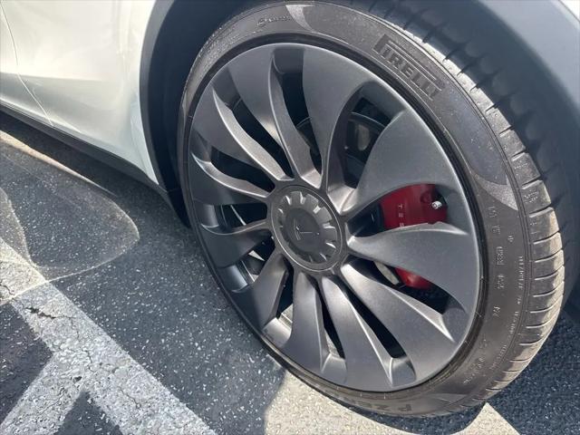 2022 Tesla Model Y Performance Dual Motor All-Wheel Drive