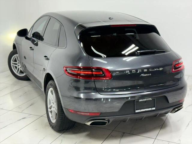 2017 Porsche Macan Base