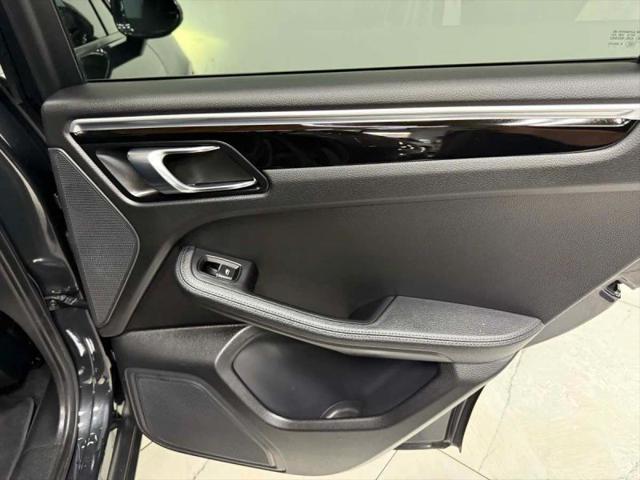 2017 Porsche Macan Base