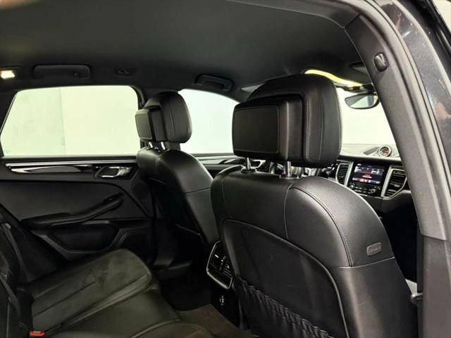 2017 Porsche Macan Base