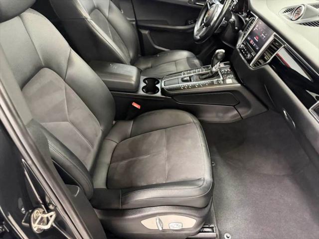 2017 Porsche Macan Base