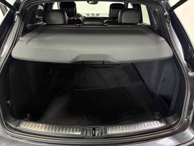 2017 Porsche Macan Base