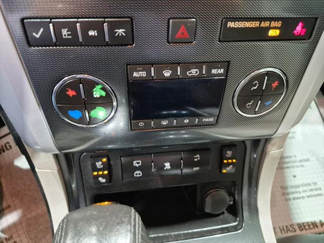 2011 Chevrolet Traverse LTZ
