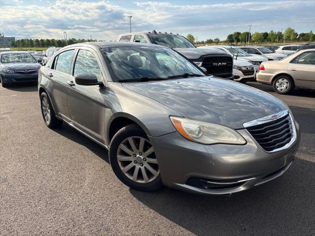 2013 Chrysler 200 Touring