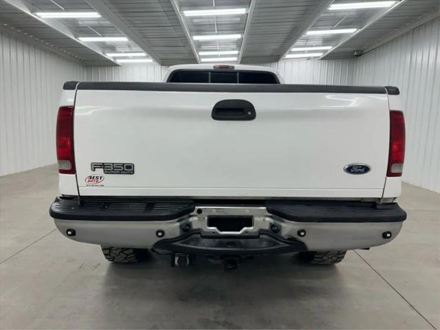2004 Ford F-350 Lariat