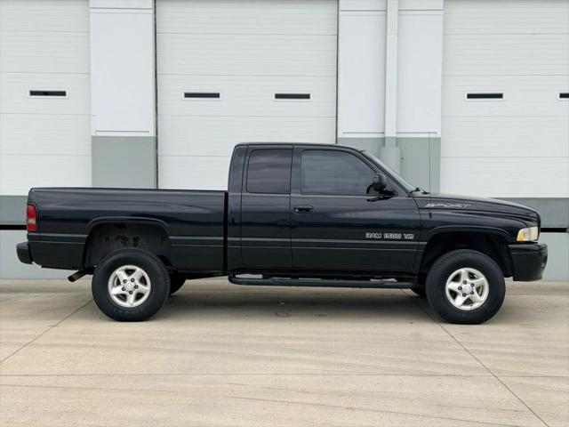 2001 Dodge Ram 1500 Base