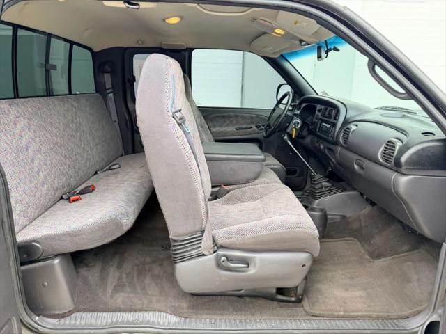 2001 Dodge Ram 1500 Base