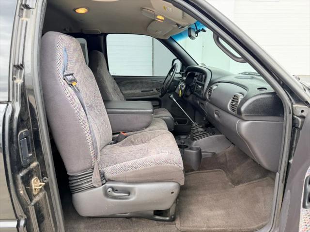 2001 Dodge Ram 1500 Base