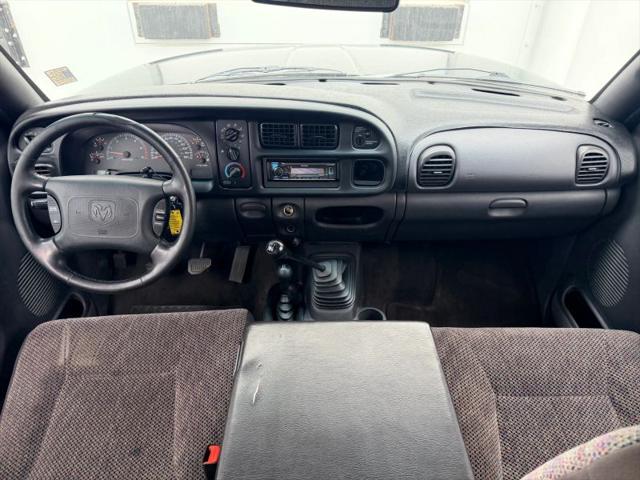 2001 Dodge Ram 1500 Base