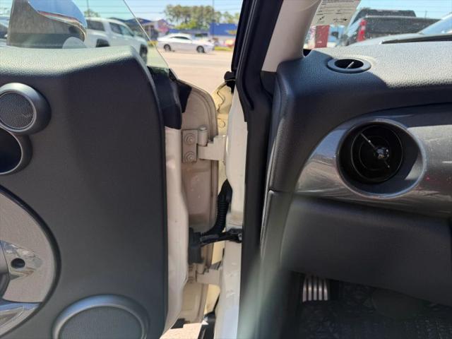 2005 MINI Cooper Base