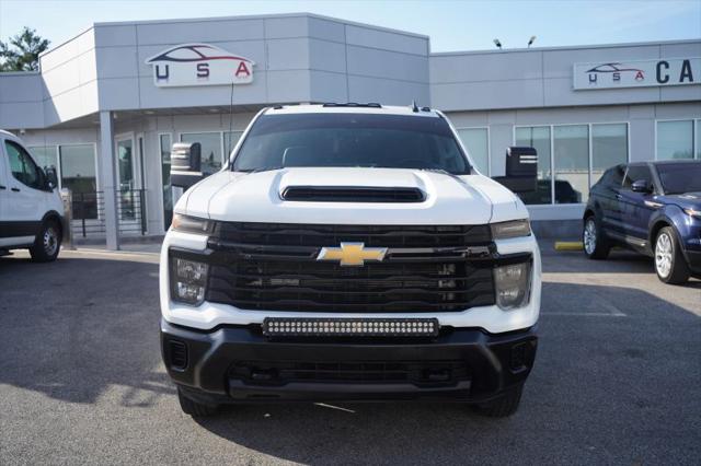 2024 Chevrolet Silverado 3500HD 4WD Crew Cab Long Bed Work Truck