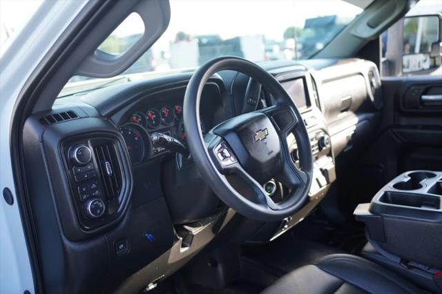 2024 Chevrolet Silverado 3500HD 4WD Crew Cab Long Bed Work Truck