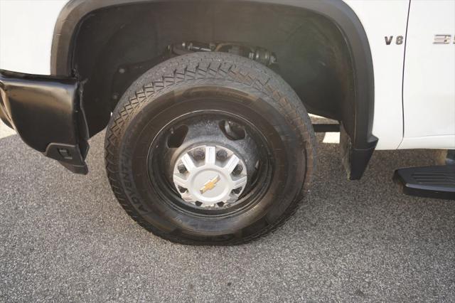 2024 Chevrolet Silverado 3500HD 4WD Crew Cab Long Bed Work Truck